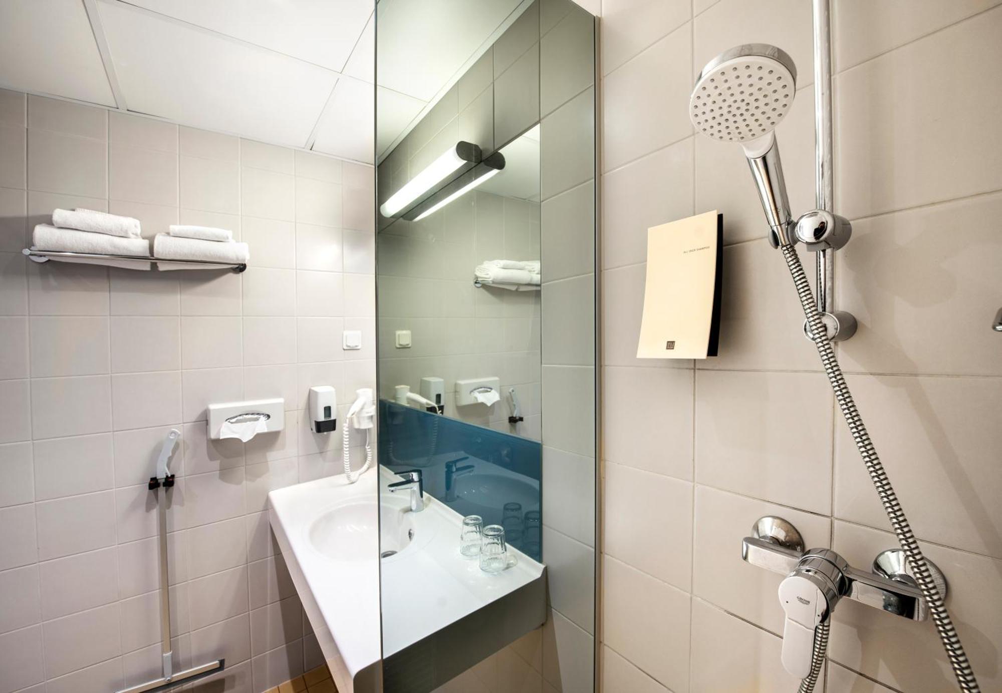 Hestia Seaport Hotel 3*